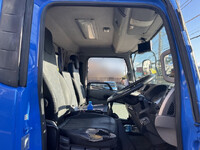 UDトラックスコンドルパッカー車（塵芥車）中型（4t）[写真22]