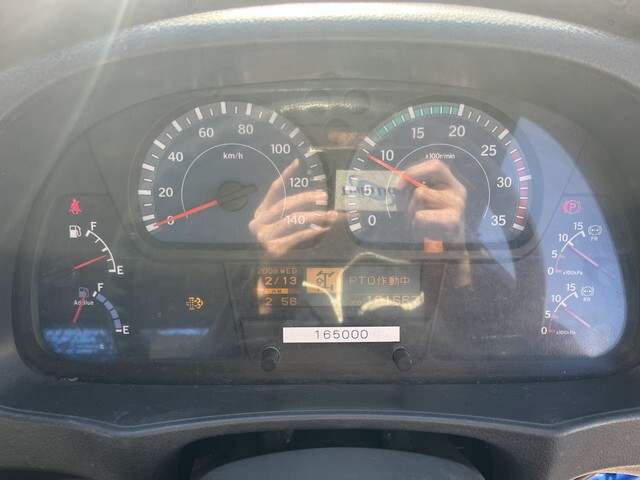 UDトラックスコンドルパッカー車（塵芥車）中型（4t）[写真25]