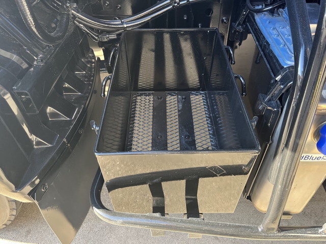 UDトラックスコンドルパッカー車（塵芥車）中型（4t）[写真31]