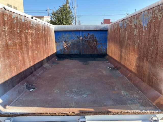 日野レンジャーコンテナ専用車中型（4t）[写真12]