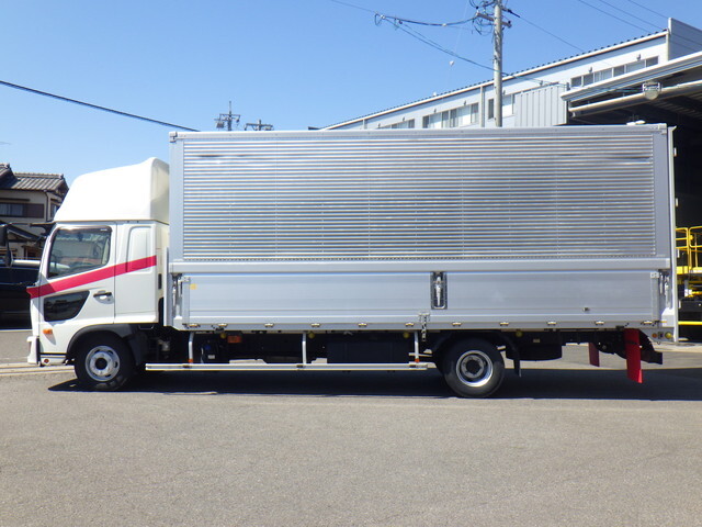 日野レンジャーアルミウイング中型（4t）[写真12]