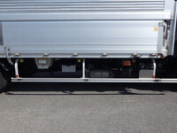 日野レンジャーアルミウイング中型（4t）[写真21]