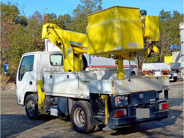 いすゞエルフ高所作業車小型（2t・3t）[写真02]