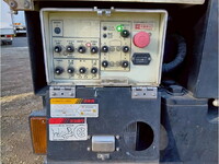 いすゞエルフ高所作業車小型（2t・3t）[写真28]