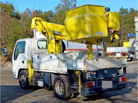 いすゞエルフ高所作業車小型（2t・3t）[写真02]