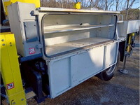 いすゞエルフ高所作業車小型（2t・3t）[写真32]