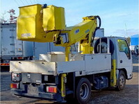 いすゞエルフ高所作業車小型（2t・3t）[写真05]