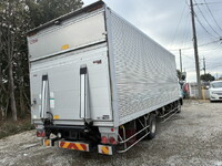 日野レンジャーアルミバン中型（4t）[写真02]