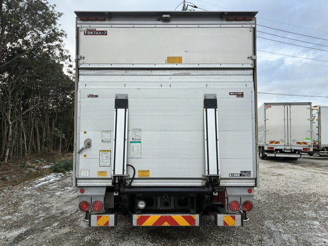日野レンジャーアルミバン中型（4t）[写真08]