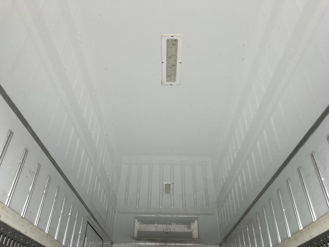 日野レンジャー冷凍車（冷蔵車）中型（4t）[写真14]