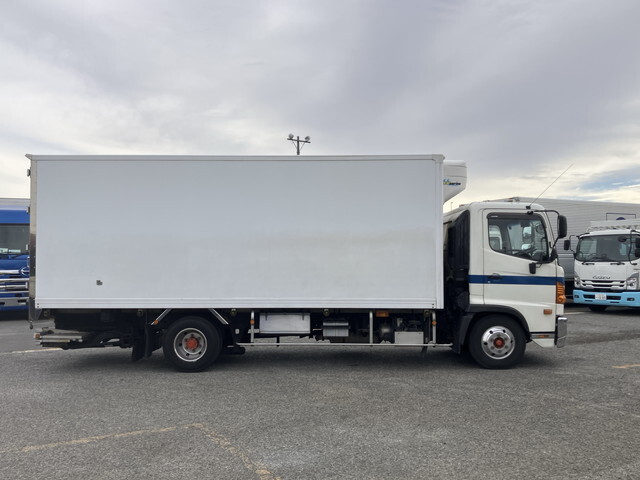 日野レンジャー冷凍車（冷蔵車）中型（4t）[写真06]