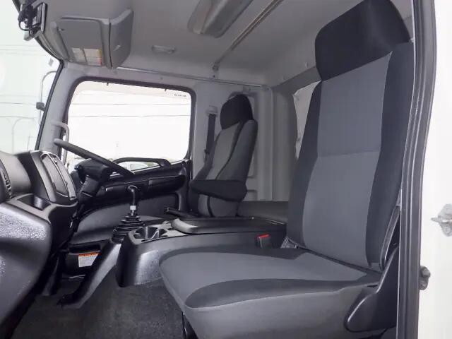 日野レンジャー冷凍車（冷蔵車）中型（4t）[写真10]