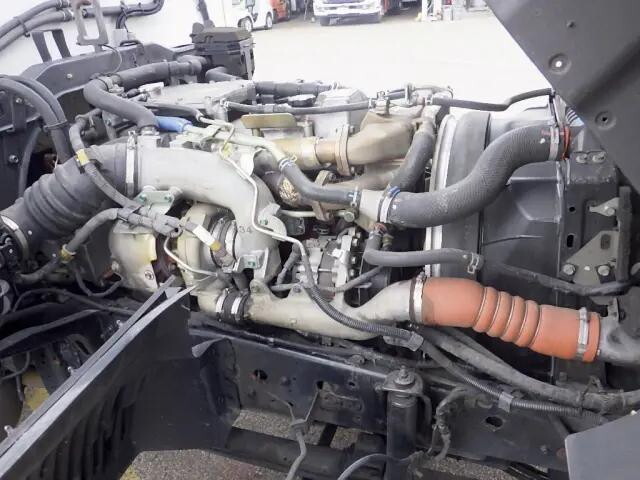 日野レンジャー冷凍車（冷蔵車）中型（4t）[写真24]