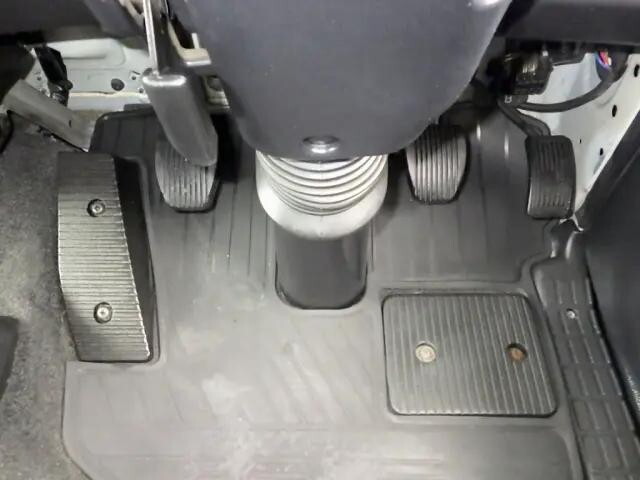 日野レンジャー冷凍車（冷蔵車）中型（4t）[写真38]