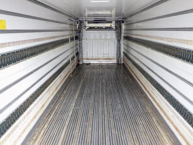 日野レンジャー冷凍車（冷蔵車）中型（4t）[写真09]