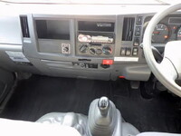 いすゞエルフダブルキャブ（Wキャブ）小型（2t・3t）[写真15]