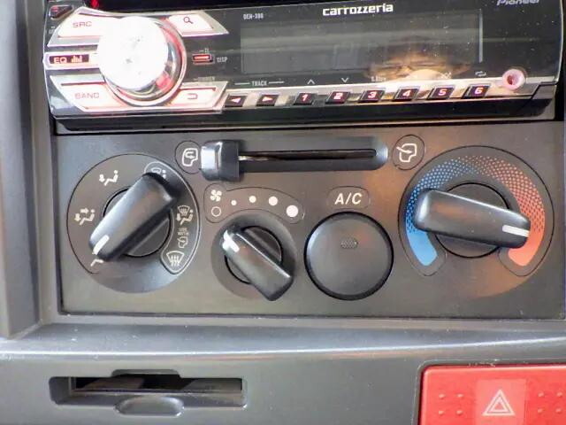 いすゞエルフダブルキャブ（Wキャブ）小型（2t・3t）[写真18]