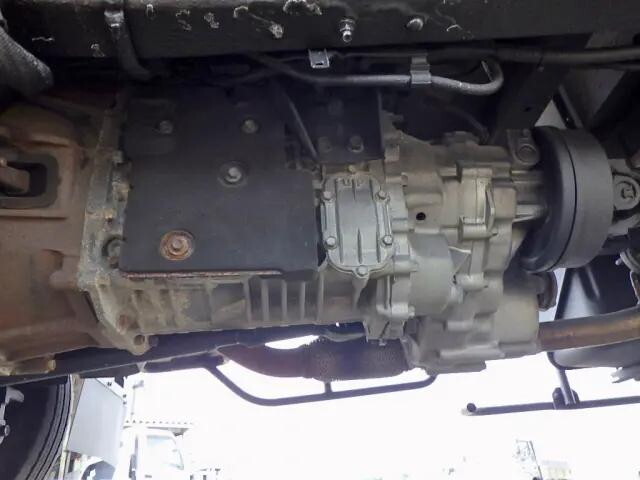 いすゞエルフダブルキャブ（Wキャブ）小型（2t・3t）[写真26]