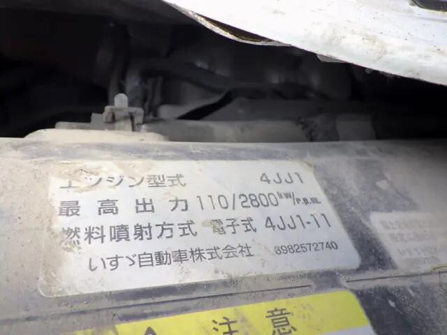 いすゞエルフダブルキャブ（Wキャブ）小型（2t・3t）[写真31]