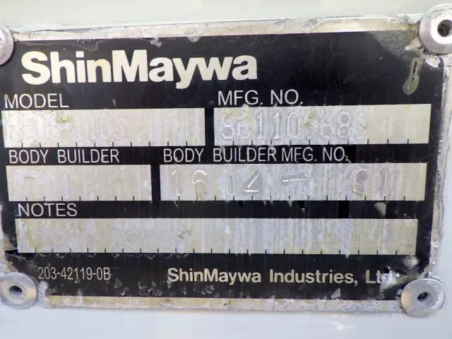 いすゞエルフダブルキャブ（Wキャブ）小型（2t・3t）[写真38]