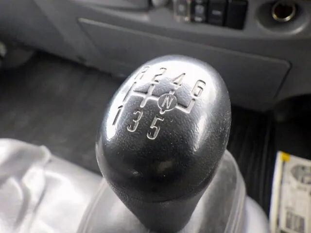 いすゞエルフダブルキャブ（Wキャブ）小型（2t・3t）[写真14]