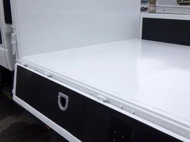 いすゞエルフダブルキャブ（Wキャブ）小型（2t・3t）[写真26]