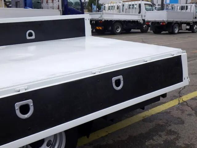 いすゞエルフダブルキャブ（Wキャブ）小型（2t・3t）[写真27]