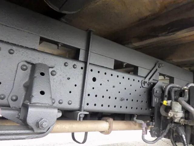 いすゞエルフダブルキャブ（Wキャブ）小型（2t・3t）[写真33]