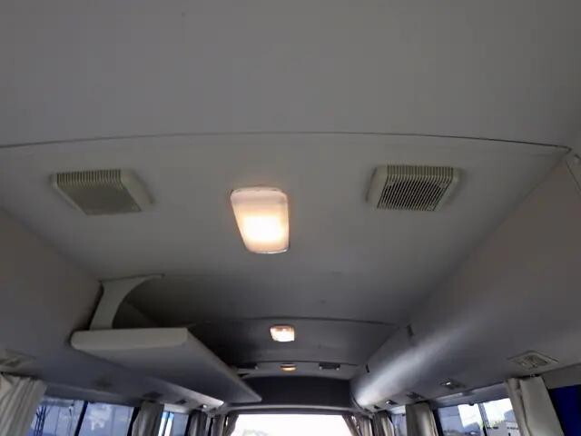 三菱ふそうローザマイクロバス[写真34]