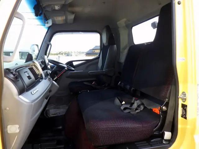 三菱ふそうキャンタークレーン5段小型（2t・3t）[写真11]