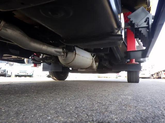 三菱ふそうキャンタークレーン5段小型（2t・3t）[写真24]