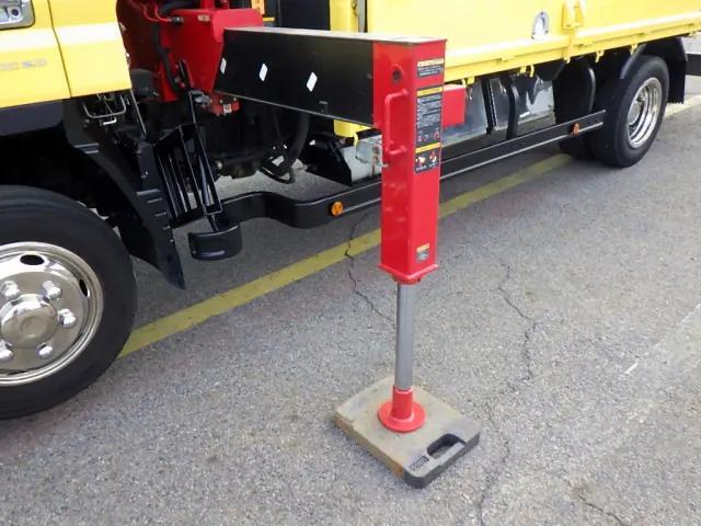 三菱ふそうキャンタークレーン5段小型（2t・3t）[写真33]