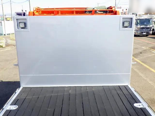 日野レンジャーアルミブロック中型（4t）[写真11]