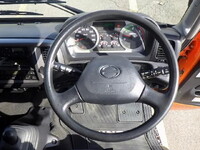 日野レンジャーアルミブロック中型（4t）[写真16]