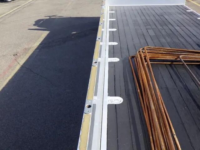 日野レンジャーアルミブロック中型（4t）[写真34]