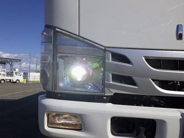 いすゞエルフダンプ小型（2t・3t）[写真28]