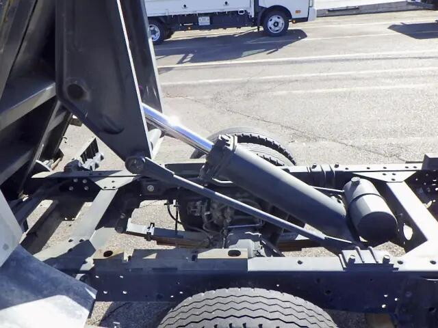 いすゞエルフダンプ小型（2t・3t）[写真33]