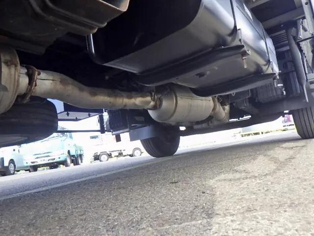 三菱ふそうキャンター冷凍車（冷蔵車）小型（2t・3t）[写真24]