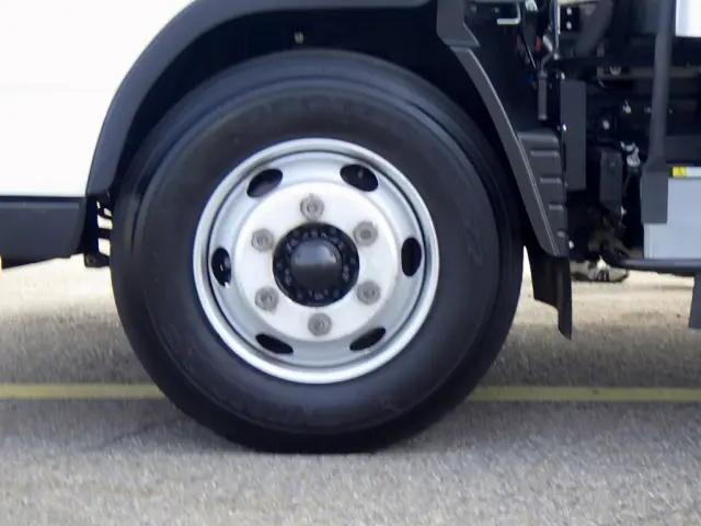 三菱ふそうキャンター冷凍車（冷蔵車）小型（2t・3t）[写真25]