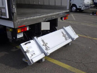 三菱ふそうキャンター冷凍車（冷蔵車）小型（2t・3t）[写真33]