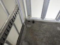 三菱ふそうキャンター冷凍車（冷蔵車）小型（2t・3t）[写真36]