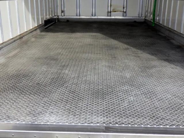 三菱ふそうキャンター冷凍車（冷蔵車）小型（2t・3t）[写真09]