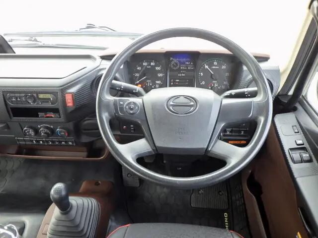 日野レンジャークレーン4段中型（4t）[写真13]