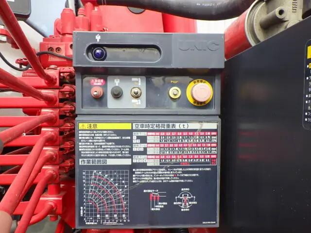 日野レンジャークレーン4段中型（4t）[写真33]