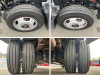 三菱ふそうキャンター平ボディ小型（2t・3t）[写真19]