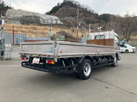 三菱ふそうキャンター平ボディ小型（2t・3t）[写真02]