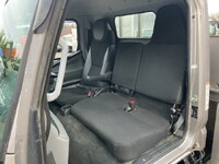 三菱ふそうキャンター平ボディ小型（2t・3t）[写真31]