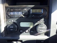 いすゞフォワードアルミバン中型（4t）[写真17]