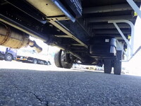 いすゞフォワードアルミバン中型（4t）[写真20]