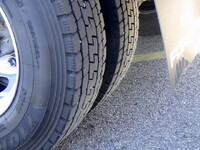 いすゞフォワードアルミバン中型（4t）[写真27]